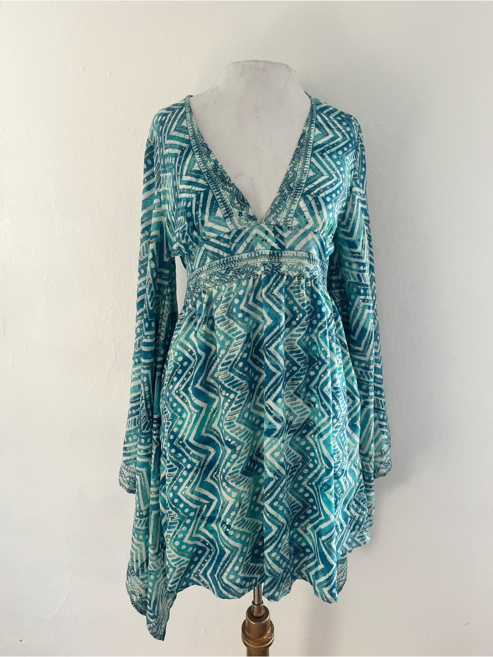 Teal Patterned V-Neck Long Sleeve Dress